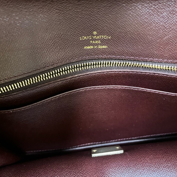 Louis Vuitton Taiga Selenga Pochette Clutch in Burgundy , COA included - Picture 14 of 15